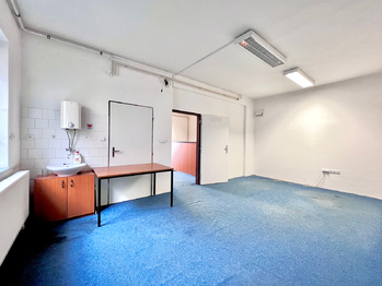 Pronájem skladovacích prostor 120 m², Turnov
