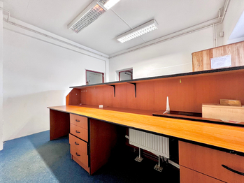 Pronájem skladovacích prostor 120 m², Turnov