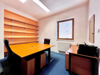 Pronájem skladovacích prostor 120 m², Turnov