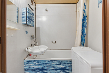 Prodej bytu 1+1 v osobním vlastnictví 36 m², Karlovy Vary