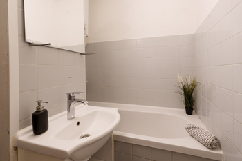 Prodej bytu 5+1 v osobním vlastnictví 145 m², Praha 8 - Kobylisy