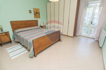 Prodej bytu 2+1 v osobním vlastnictví 141 m², Tornareccio