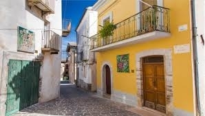 Prodej bytu 2+1 v osobním vlastnictví 141 m², Tornareccio