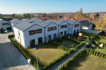 dům z dronu - Prodej domu 138 m², Milovice