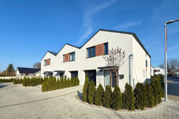 dům D2 - Prodej domu 138 m², Milovice