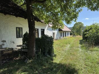 Prodej pozemku 2225 m², Losiná