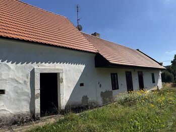 Prodej pozemku 2225 m², Losiná