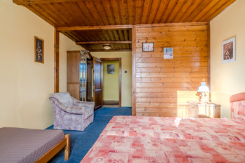 Prodej domu 707 m², Horní Habartice