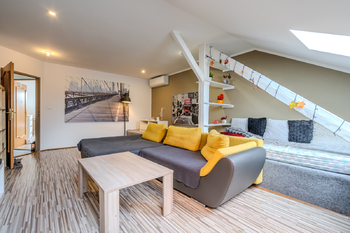 Prodej domu 489 m², Kostelec nad Labem