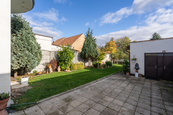 zahrada - Prodej domu 489 m², Kostelec nad Labem