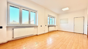 Pronájem kancelářských prostor 24 m², Jihlava