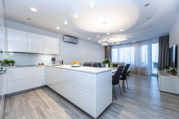 Pronájem bytu 2+kk v družstevním vlastnictví 71 m², Praha 10 - Strašnice