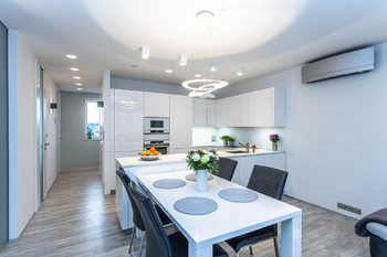 Pronájem bytu 2+kk v družstevním vlastnictví 71 m², Praha 10 - Strašnice