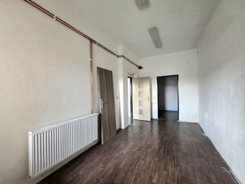 Pronájem obchodních prostor 113 m², Kryry