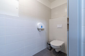 Pronájem kancelářských prostor 92 m², Hradec Králové