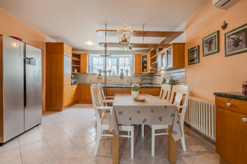 Prodej nájemního domu 489 m², Kostelec nad Labem