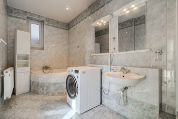 Prodej nájemního domu 489 m², Kostelec nad Labem