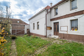 Pronájem jiných prostor 286 m², Jemníky