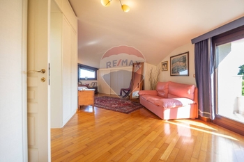 Prodej bytu 4+kk v osobním vlastnictví 267 m², Montesilvano