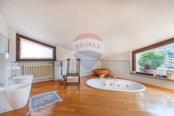 Prodej bytu 4+kk v osobním vlastnictví 267 m², Montesilvano