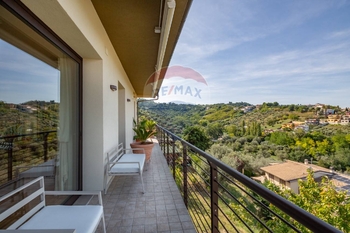 Prodej bytu 4+kk v osobním vlastnictví 267 m², Montesilvano