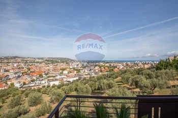 Prodej bytu 4+kk v osobním vlastnictví 267 m², Montesilvano