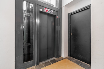 Prodej bytu 3+kk v osobním vlastnictví 60 m², Praha 3 - Žižkov