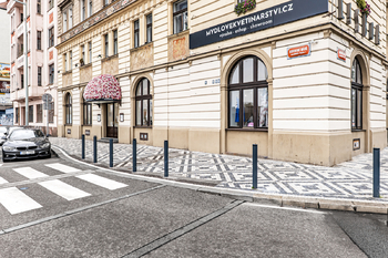 Pronájem obchodních prostor 286 m², Praha 7 - Holešovice