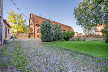 Prodej domu 750 m², Řehlovice