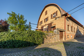 Prodej domu 750 m², Řehlovice