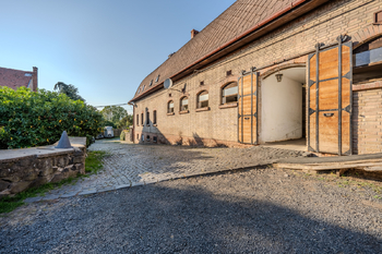 Prodej domu 750 m², Řehlovice