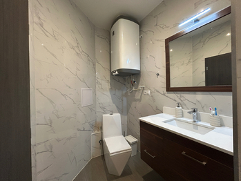 koupelna  - Pronájem bytu 2+kk v osobním vlastnictví 75 m², Milovice