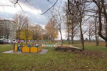 dětské hřiště - Prodej bytu 3+1 v osobním vlastnictví 88 m², Uherské Hradiště