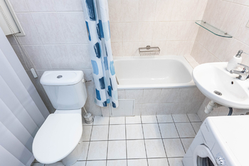 Pronájem bytu 1+kk v osobním vlastnictví 32 m², Praha 10 - Petrovice