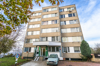 Pronájem bytu 1+kk v osobním vlastnictví 32 m², Praha 10 - Petrovice