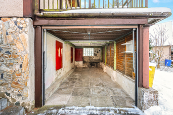 Garáž - Prodej chaty / chalupy 35 m², Bojanov