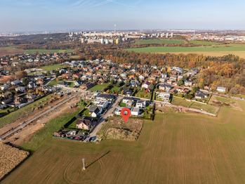 Prodej pozemku 1208 m², Praha 10 - Křeslice