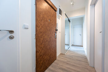 Pronájem bytu 1+1 v osobním vlastnictví 32 m², Praha 6 - Střešovice