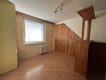 kuchyň - Prodej bytu 1+1 v osobním vlastnictví 45 m², Chrudim