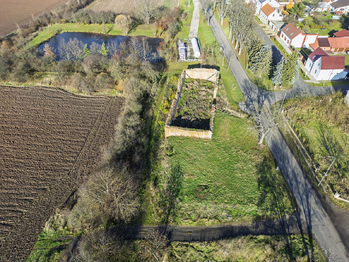 Prodej pozemku 2475 m², Jimlín