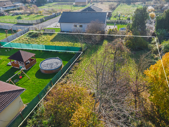 Prodej pozemku 1424 m², Byšice