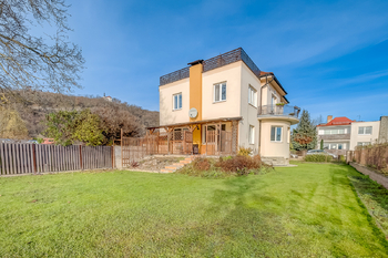 Prodej bytu 5+kk v osobním vlastnictví 157 m², Praha 5 - Velká Chuchle