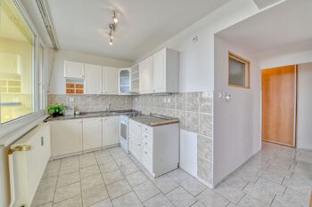 Kuchyně - Pronájem bytu 3+1 v osobním vlastnictví 71 m², Poděbrady