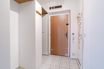 Prodej bytu 2+kk v družstevním vlastnictví 41 m², Praha 5 - Stodůlky