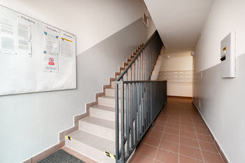 Prodej bytu 2+kk v družstevním vlastnictví 41 m², Praha 5 - Stodůlky