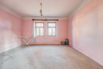 Prodej domu 175 m², Domoušice