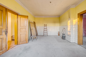 Prodej domu 175 m², Domoušice