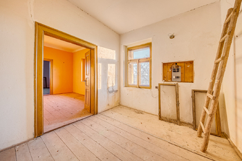 Prodej domu 175 m², Domoušice