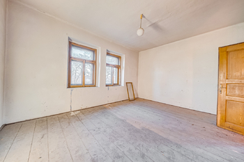 Prodej domu 175 m², Domoušice