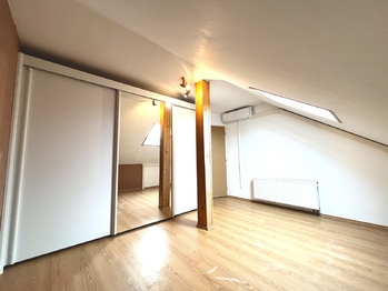 Pronájem bytu 4+1 v osobním vlastnictví 105 m², Milovice